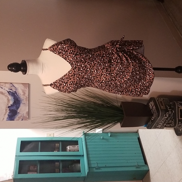 Ladies leopard print plus size swim dress - Picture 4 of 4